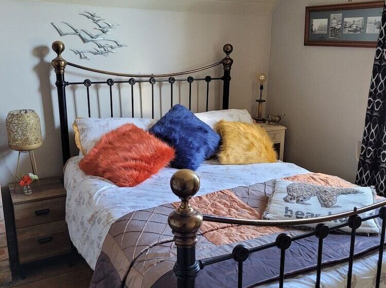 Charming 2 Bed Cottage On Outskirts Of Beverley