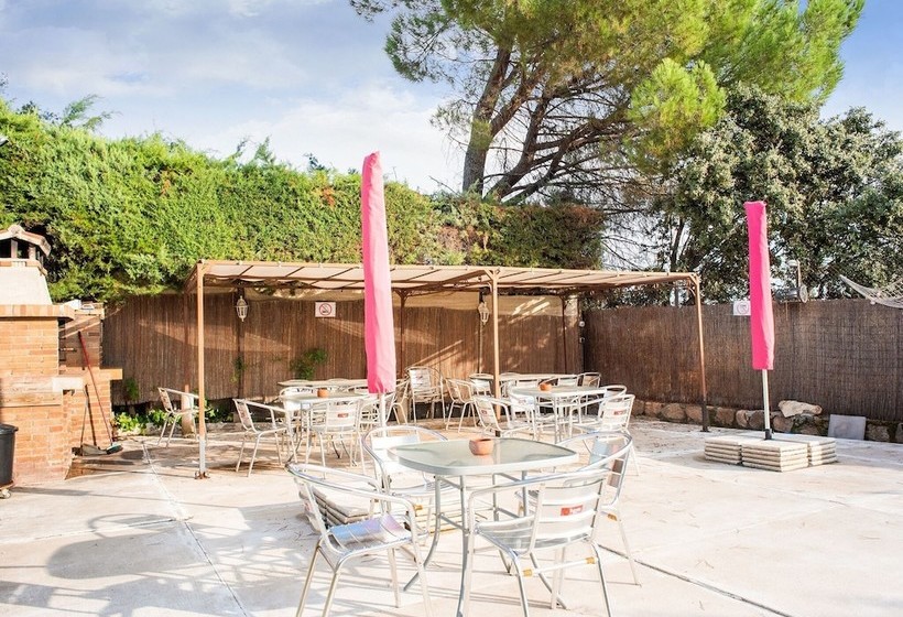 Delightful Rural Apartment With Shared Garden, Jacuzzi, Sauna And Swimming Pool