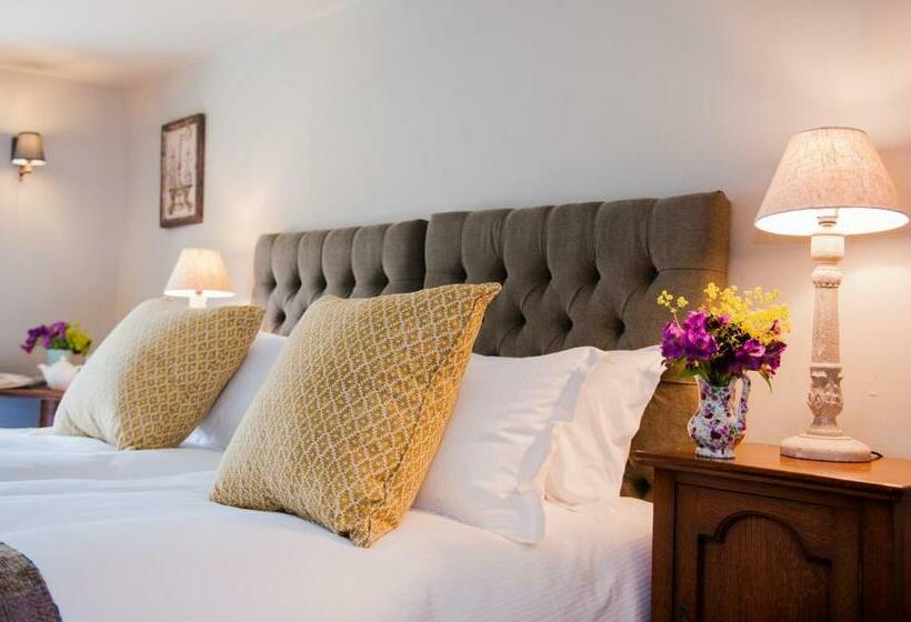 簡易ホテル The White Hart, Overton