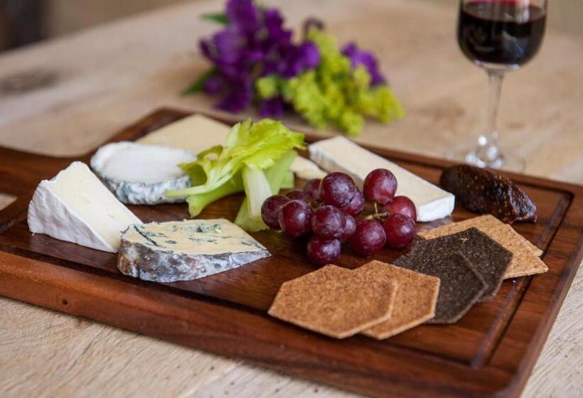 簡易ホテル The White Hart, Overton