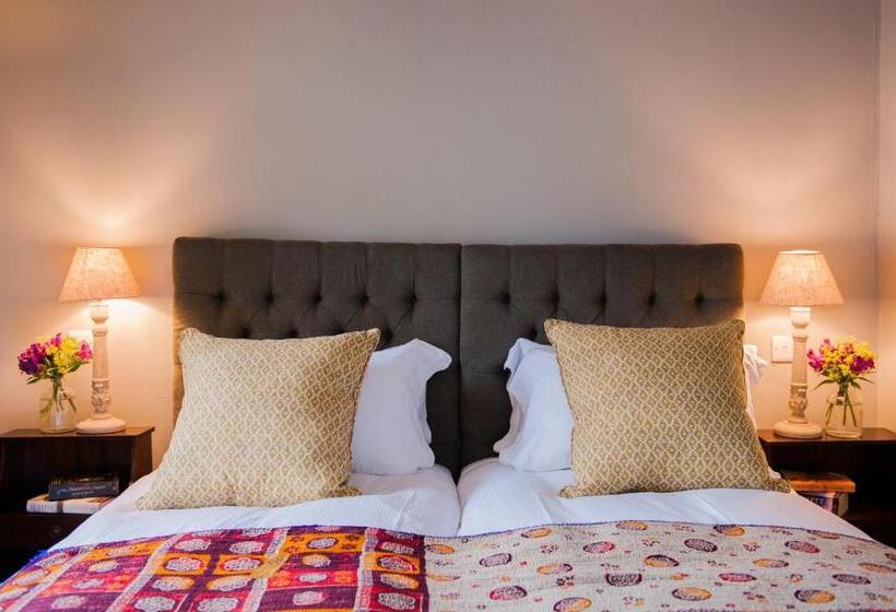 簡易ホテル The White Hart, Overton