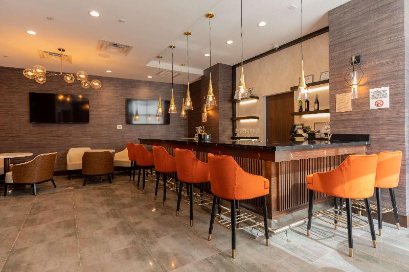 Отель Hampton Inn & Suites Houston Sugar Land