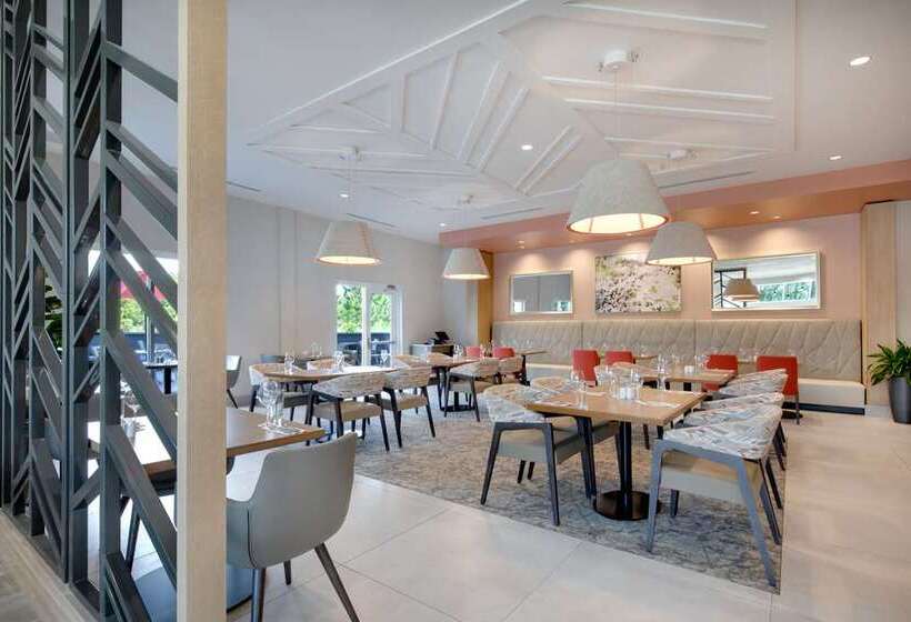 Отель Hilton Garden Inn Panama City Airport