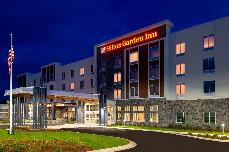 Отель Hilton Garden Inn Panama City Airport