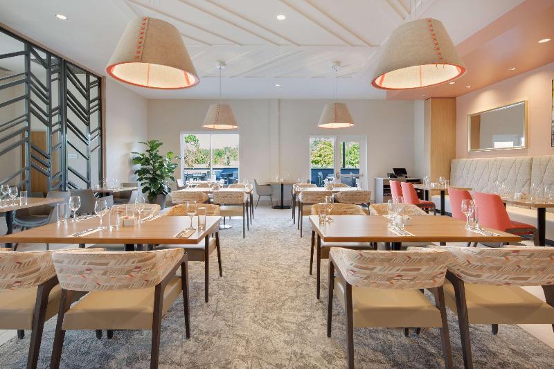 Отель Hilton Garden Inn Panama City Airport