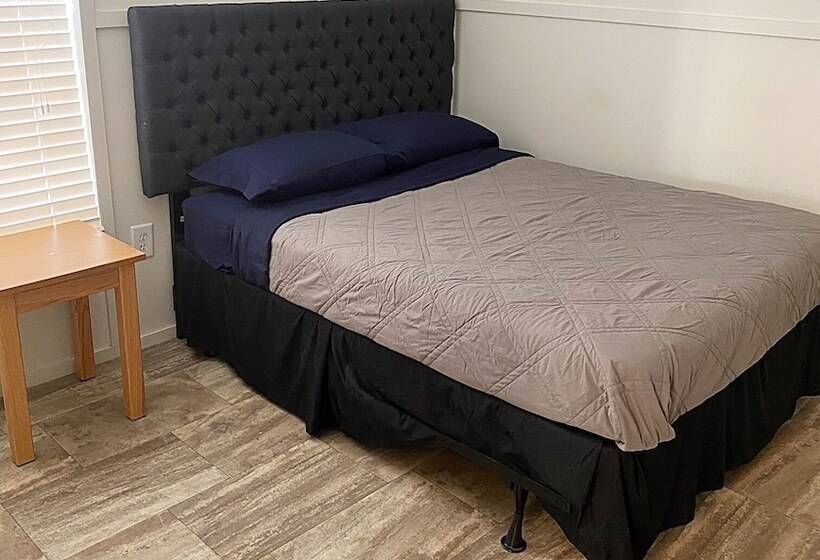 Отель Ibex  Workforce Housing