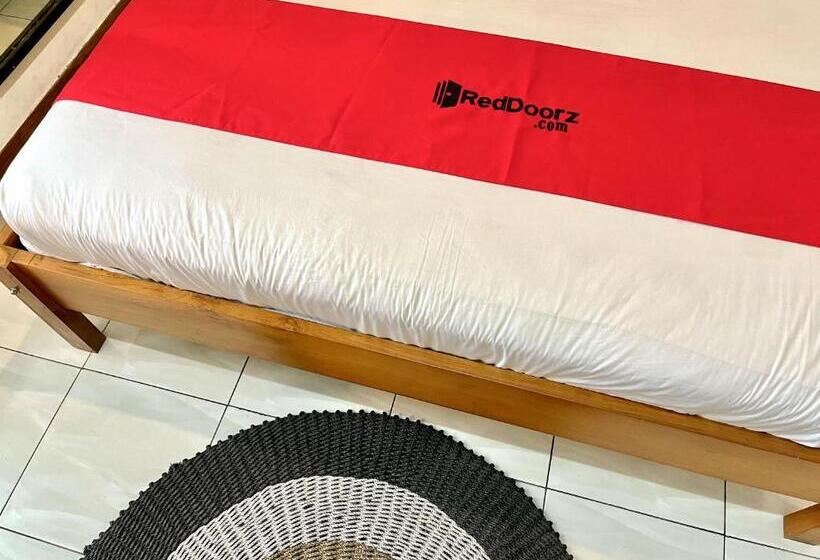 Szálloda Reddoorz At Mystays Pemuda Cepu Blora