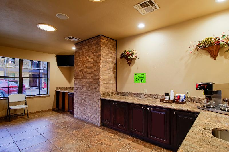 호텔 Oyo Pinewood Inn & Suites Silsbee