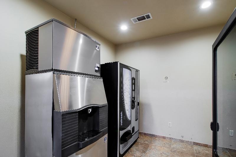 호텔 Oyo Pinewood Inn & Suites Silsbee