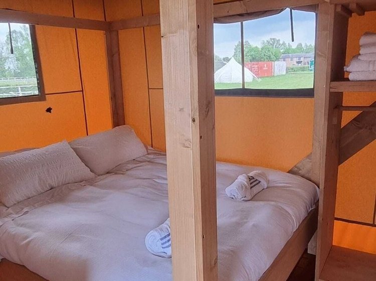 Сельский отель Fenland Retreats At Willow Grange Farm