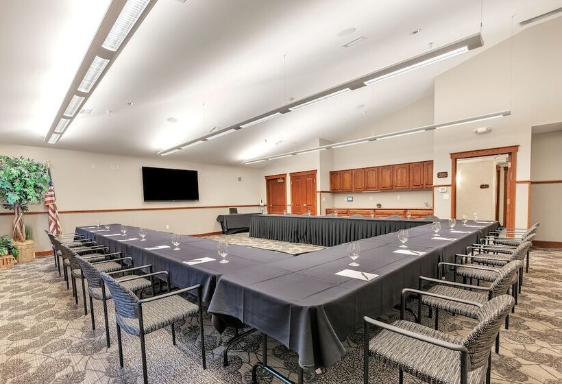 호텔 The Inn At Ohio Northern University