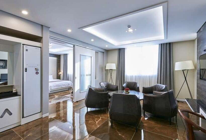 Motel Gwangju Songjeongdong Aura