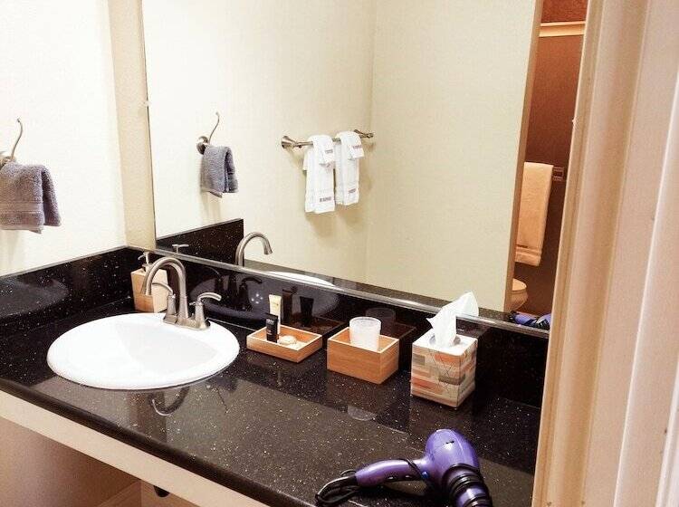 מוטל The Woodfords Inn