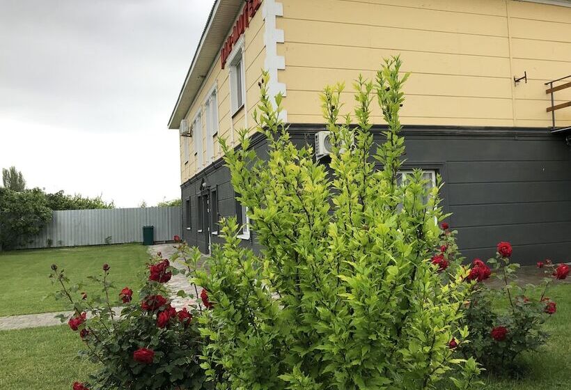 پانسیون Nar Motel