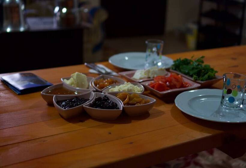 بنسيون Taurus Guest House