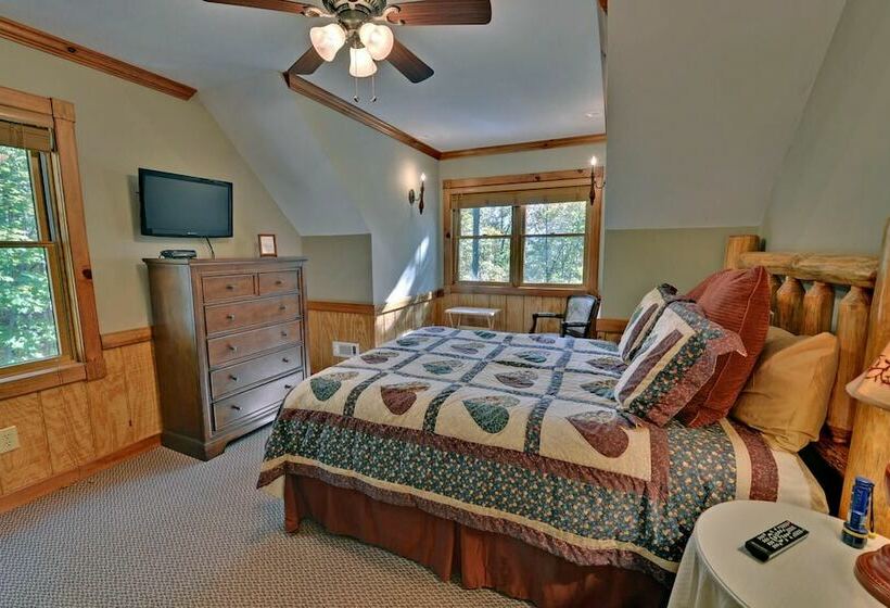 100 Acre Wood Blue Ridge 7 Mi, Near Ocoee River