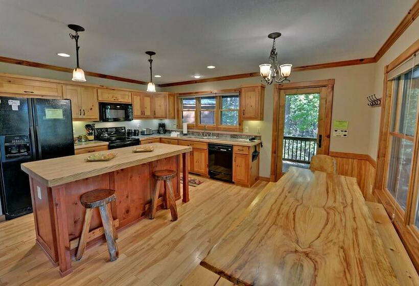 100 Acre Wood Blue Ridge 7 Mi, Near Ocoee River