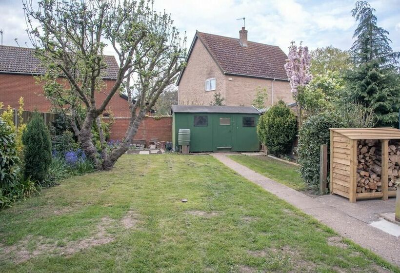 20 Mundays Lane, Orford