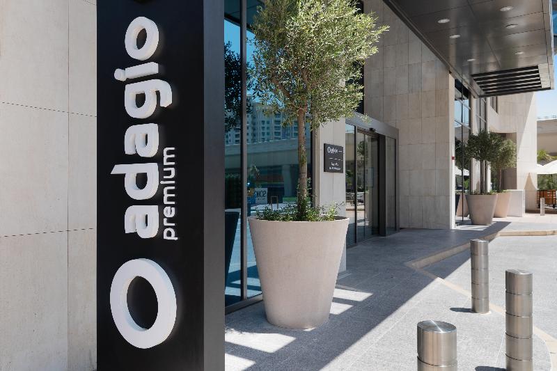 Adagio Premium The Palm