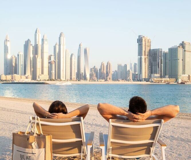 Adagio Premium The Palm