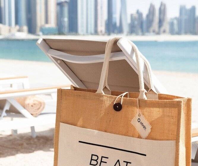 Adagio Premium The Palm