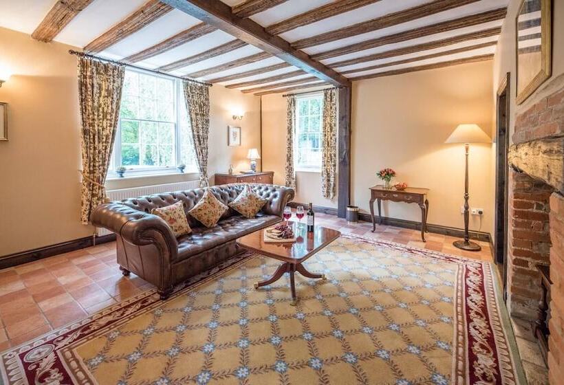 Cliftons Cottage, Clare