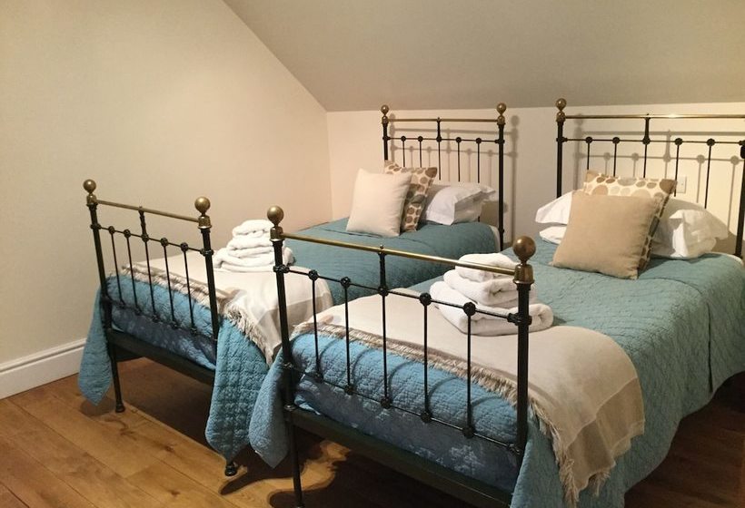 Curlew Cottage At Millfields Farm