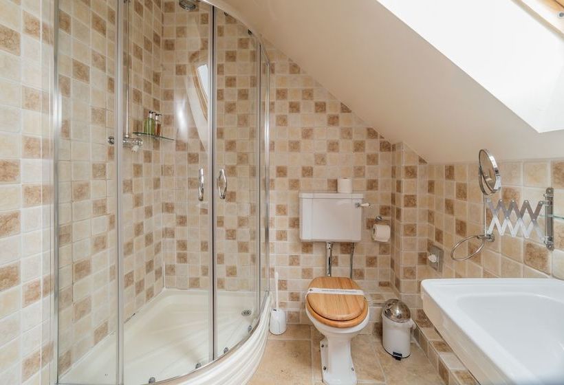 Curlew Cottage At Millfields Farm