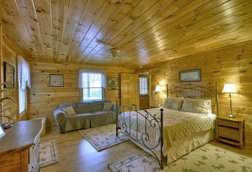 Dancing Bears Mtn View Near Blue Ridge