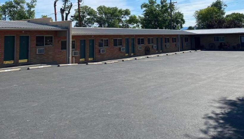 Horseshoe Bend Motel