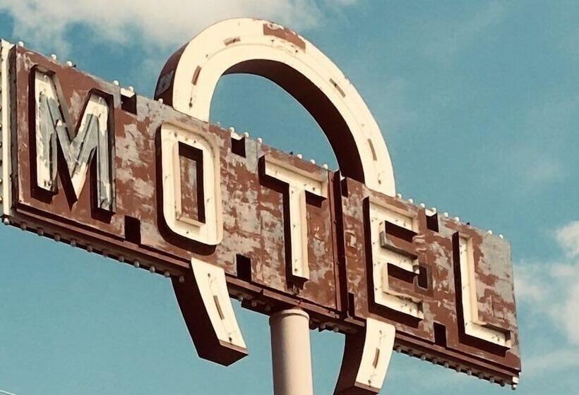 Horseshoe Bend Motel