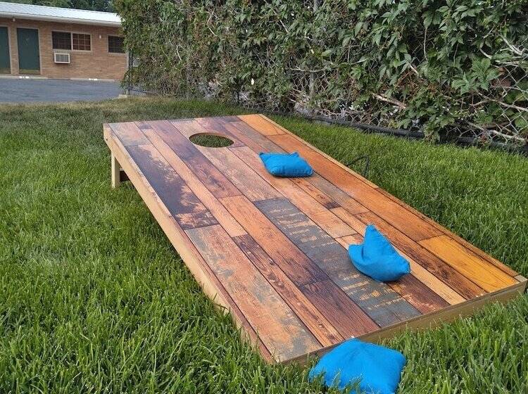 Horseshoe Bend Motel