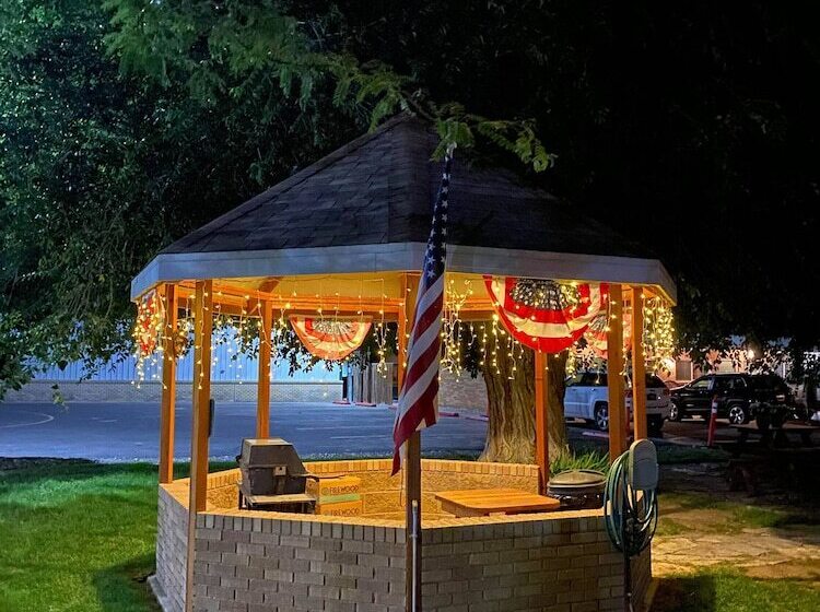 Horseshoe Bend Motel