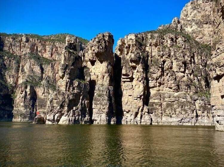 Horseshoe Bend Motel