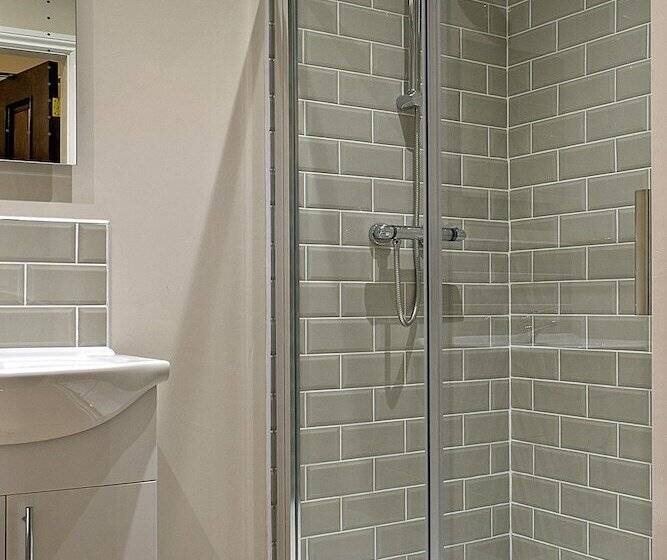 Хостел Hanbury Turn