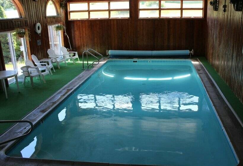 هتل Austrian Haus Lodge