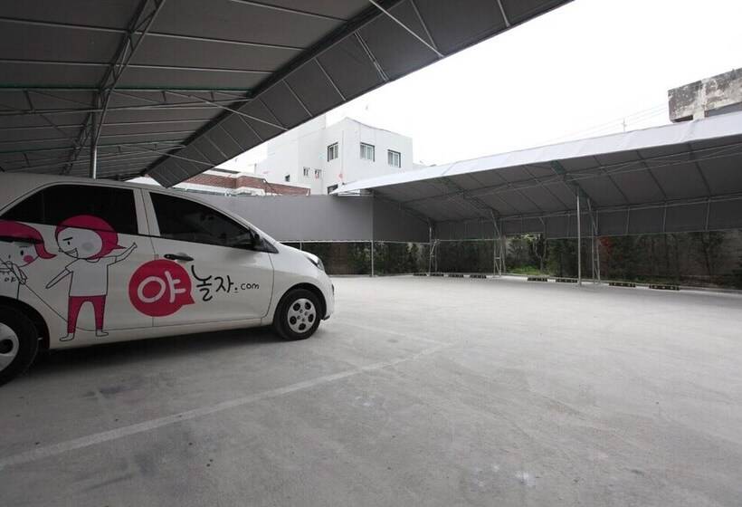 Отель Chungju Apple