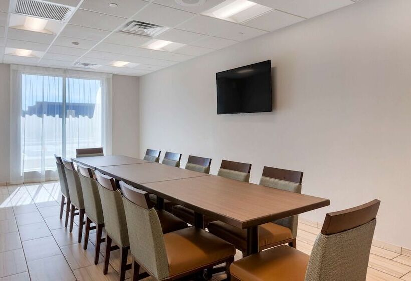 فندق Comfort Inn