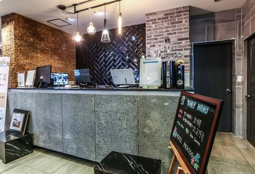 בית מלון כפרי Donghae Picaso