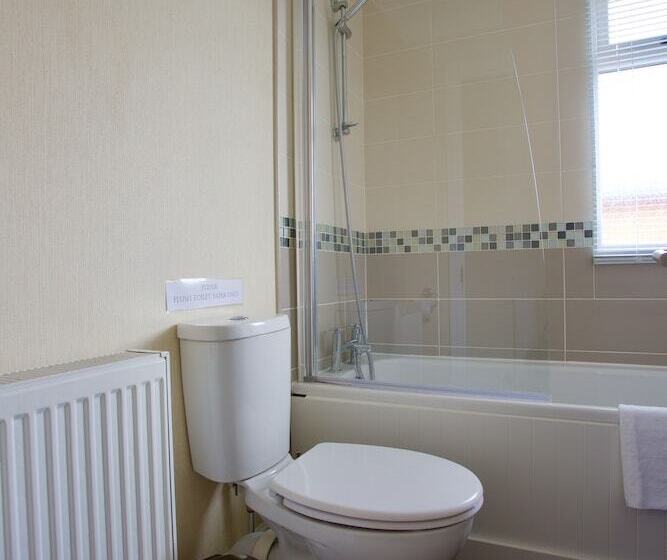 בית מלון כפרי Lovely 3 Bed Cottage In Ely