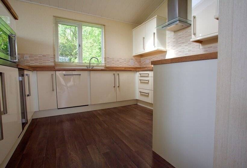 בית מלון כפרי Lovely 3 Bed Cottage In Ely