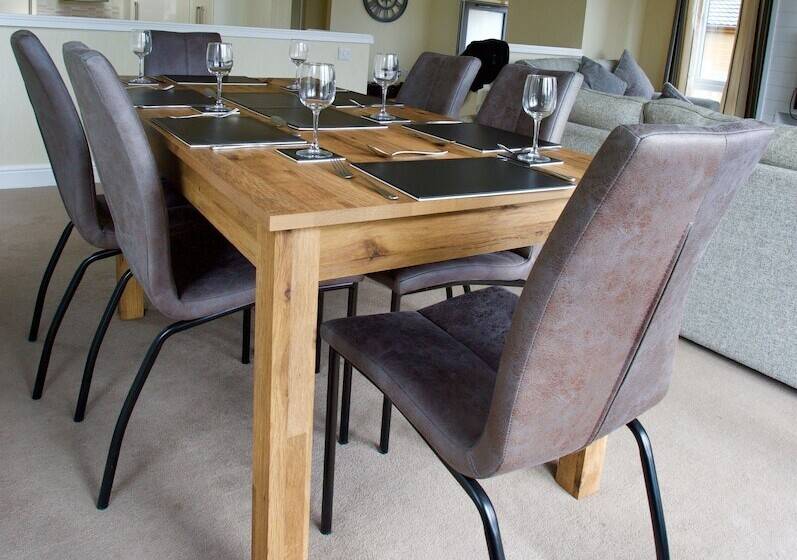 בית מלון כפרי Lovely 3 Bed Cottage In Ely