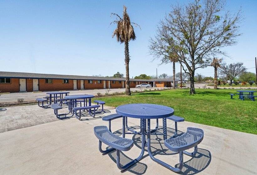 호텔 Oyo  Luling Tx Downtown I10/us90