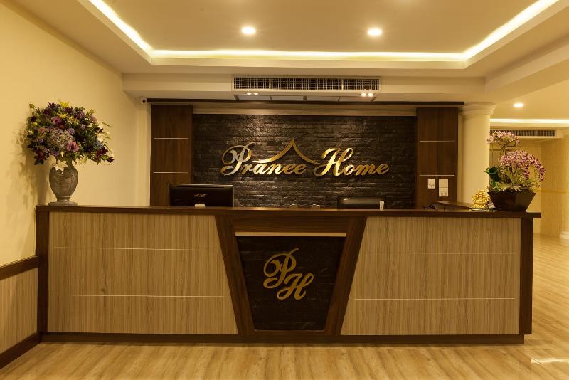 فندق Pranee Home Phang Nga