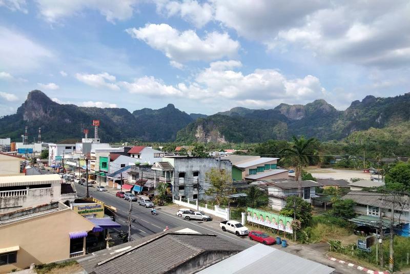 בית מלון כפרי Pranee Home Phang Nga