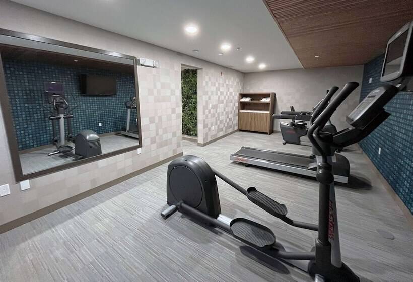 فندق La Quinta Inn & Suites By Wyndham Yakima Downtown