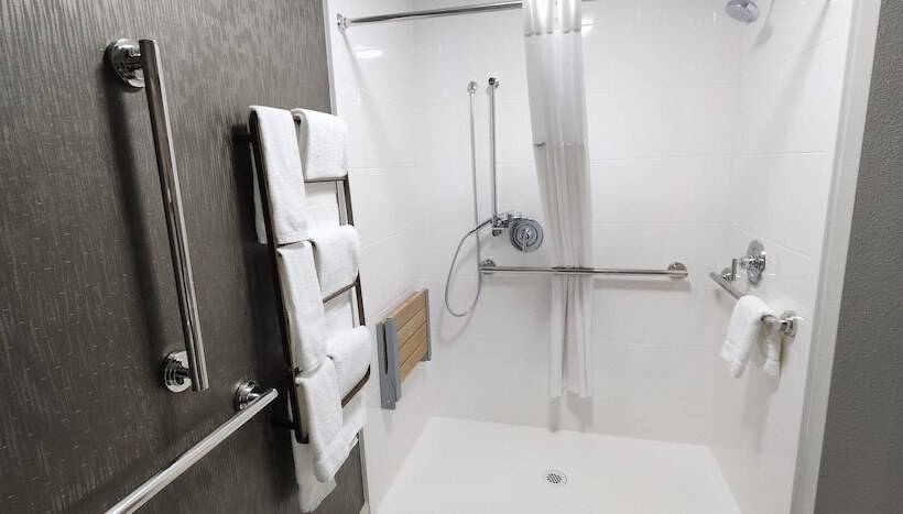 בית מלון כפרי La Quinta Inn & Suites By Wyndham Yakima Downtown