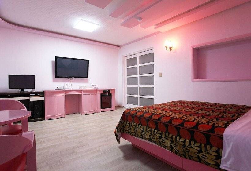 ホテル Seosan White House