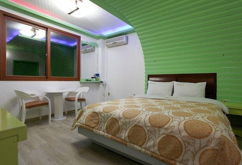 ホテル Seosan White House