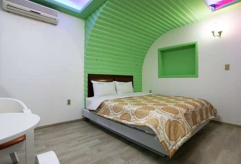 ホテル Seosan White House